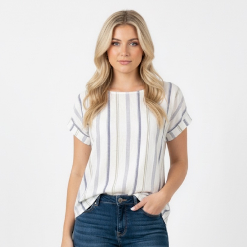 Sweet Wanderer striped top size medium